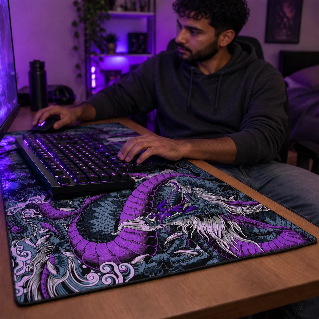 The exact Desk Up 40 × 90 cm large gaming mouse pad from reference r00, with the same flat black tex