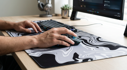 Tapis de Souris Deskmat XXL Motif Marbre Liquide (900x400x2mm)